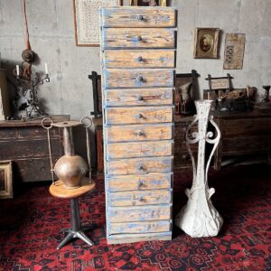 Hungarian drawers